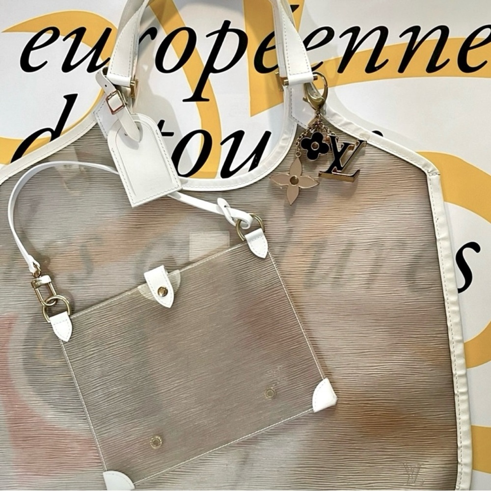 Louis Vuitton Epi Plage Lagoon Bay GM
Tote Bag